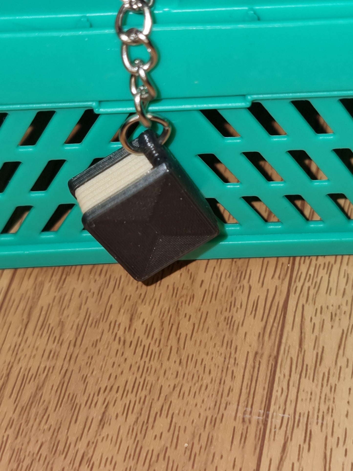 Book Keyrings image 5